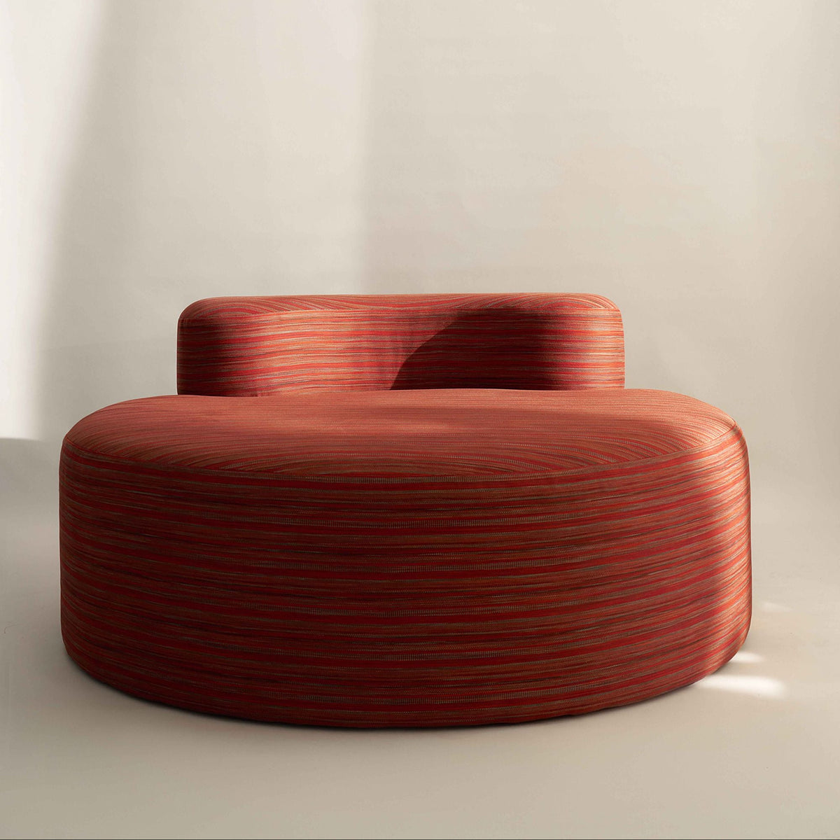 Scarlet Day Bed
