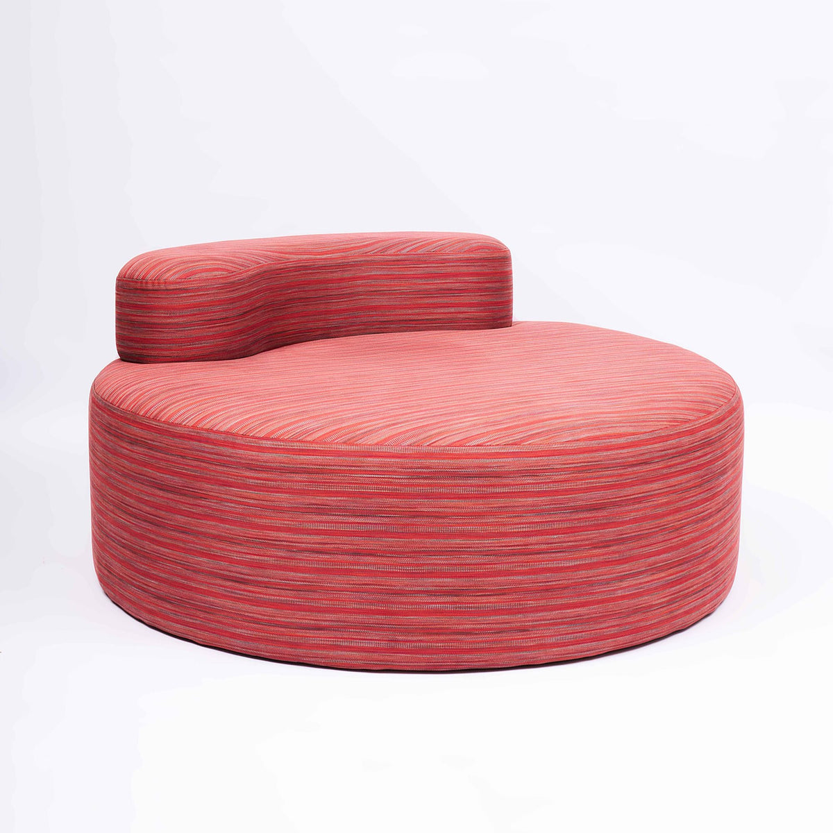 Scarlet Day Bed